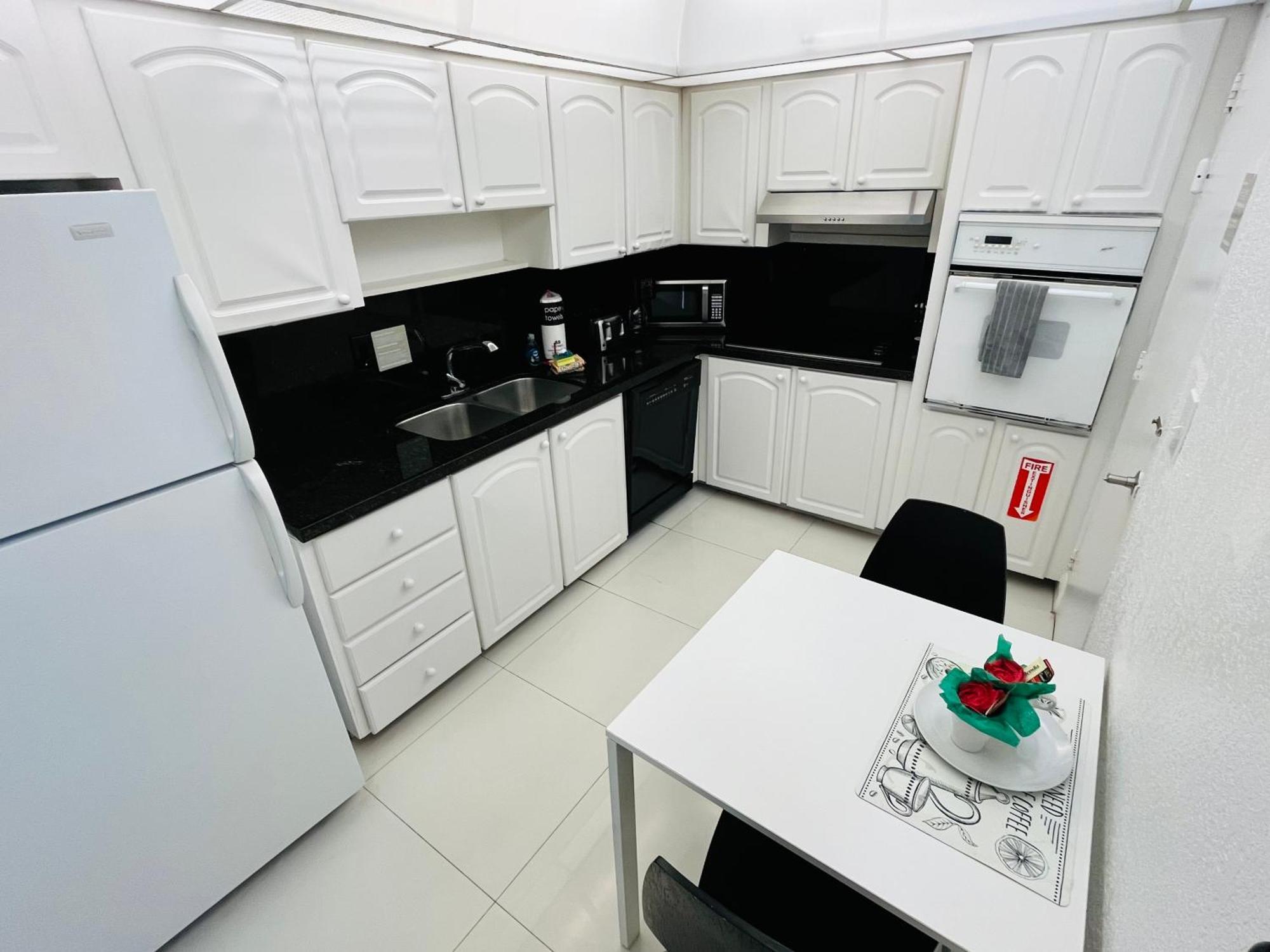 The Tides On Miami Hollywood Ocean View Apartments 1B Экстерьер фото